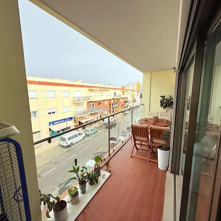 The Flow House - Arade River Apartment